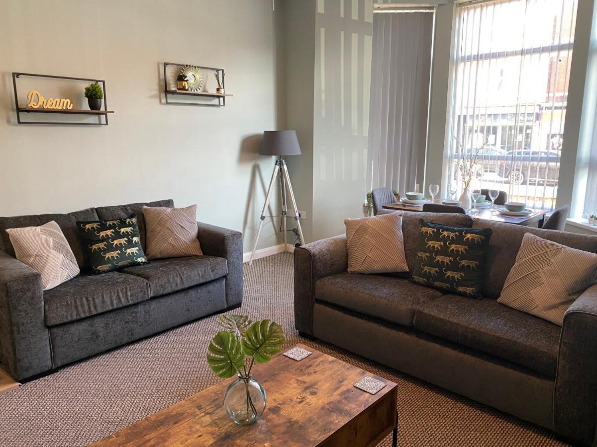 Blackpool Sleepover Apartment 1 Free Parking Sleeps 6 المظهر الخارجي الصورة