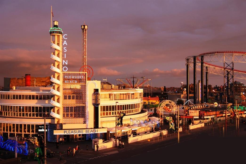 Blackpool Sleepover Apartment 1 Free Parking Sleeps 6 المظهر الخارجي الصورة
