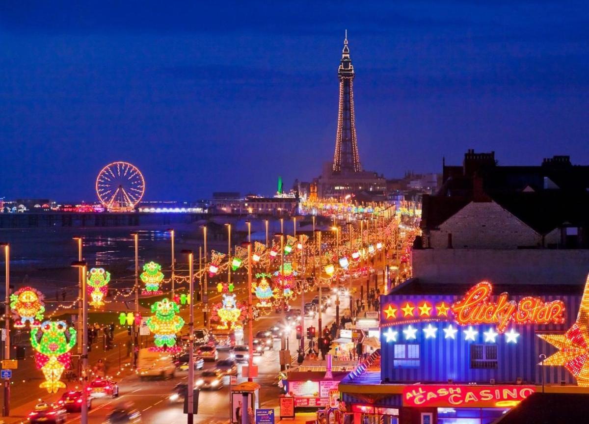 Blackpool Sleepover Apartment 1 Free Parking Sleeps 6 المظهر الخارجي الصورة